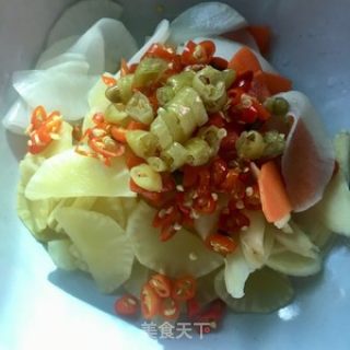 家常菜（酸萝卜）泡菜鱼片 超美味！！的做法步骤：3