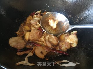五花肉麻辣香锅的做法步骤：11