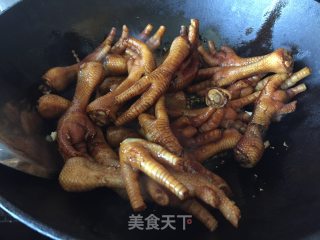 花椒油烧鸡爪的做法步骤：10