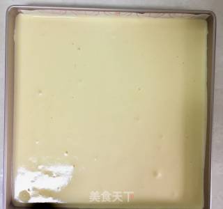 红色旋风蛋糕卷的做法步骤：11
