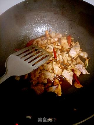 黄豆芽炒肉片的做法步骤：3