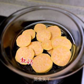 香糯地瓜饼8➕的做法步骤：2