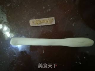 玉米面火腿鱼松卷的做法步骤：5