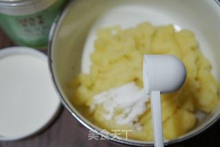 菊芋蓝莓土豆泥的做法步骤：4