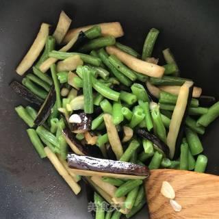 豆角烧茄子的做法步骤：5