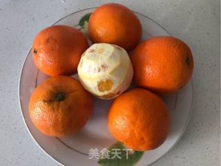 鲜榨橙汁的做法步骤：1