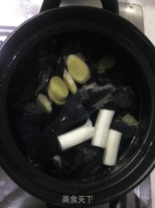 人参乌鸡汤的做法步骤：5