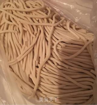 双丁韭菜过水面的做法步骤：8