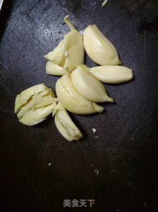 五花肉炒杏鲍菇的做法步骤：2