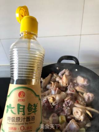啤酒魔芋豆腐炖鸡的做法步骤：5