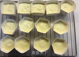北海道戚风杯子蛋糕的做法步骤：22