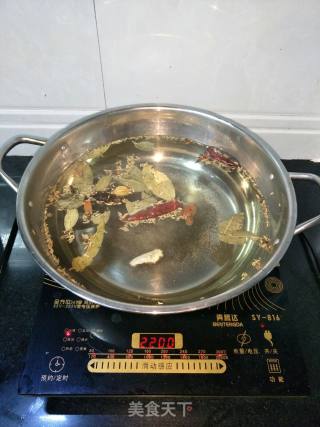 干锅排骨的做法步骤：3