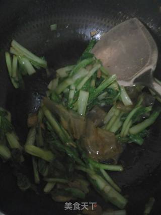 小白菜炒粉皮的做法步骤：8
