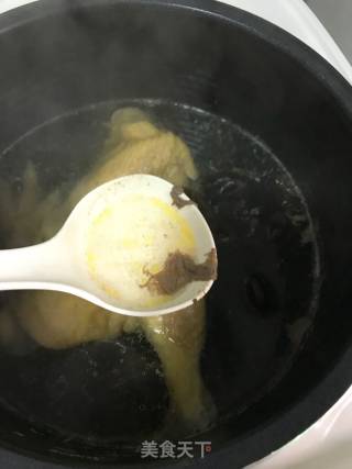 电饭煲鸡汤的做法步骤：5