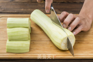 茄子鱼的做法步骤：1