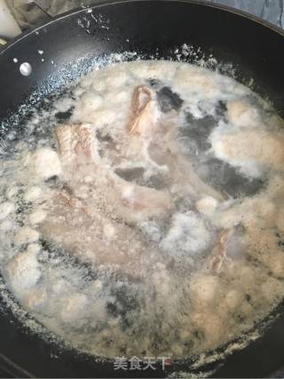 海带炖排骨的做法步骤：2