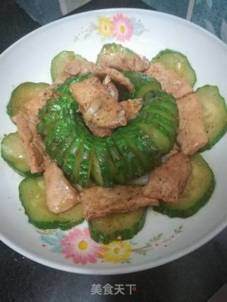 蓑衣黄瓜炒瘦肉的做法步骤：4