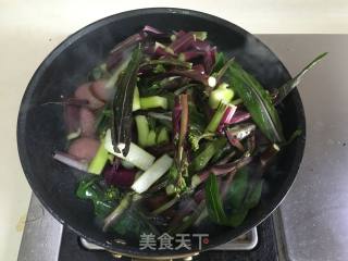 红肠炒菜薹的做法步骤：4