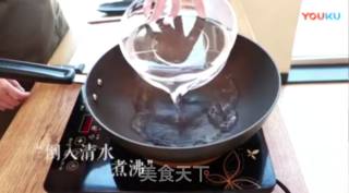 捞汁玉木耳的做法步骤：2
