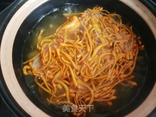 虫草花排骨汤的做法步骤：9