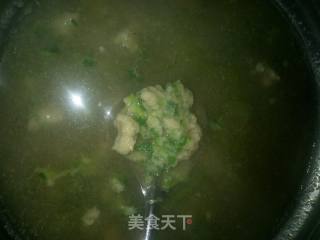 菠菜丸子丝瓜汤的做法步骤：10