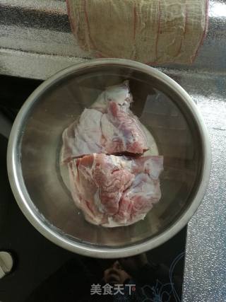 熏牛肉的做法步骤：1