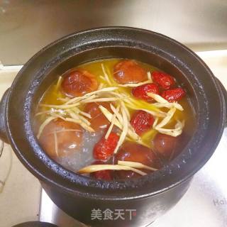 竹荪香菇鸡汤的做法步骤：5