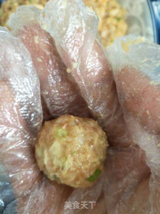 鲜虾肉丸汤的做法步骤：6