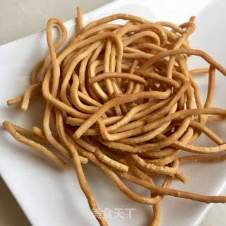 炸面的做法步骤：5