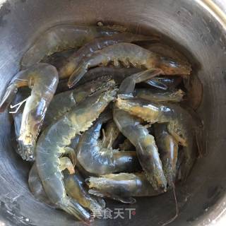 茄汁大虾的做法步骤：1