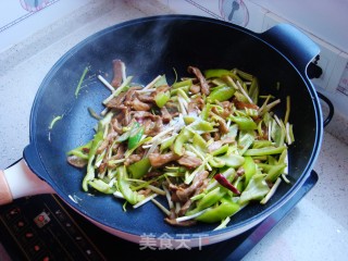 青椒炒肉片的做法步骤：10
