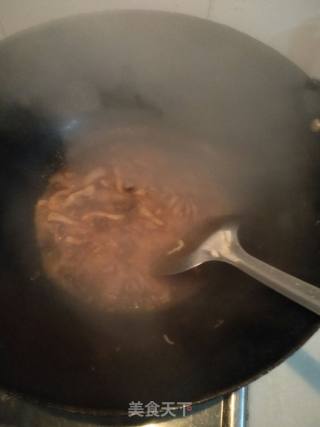 芹菜炒肉的做法步骤：8