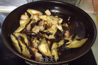 咸鱼紫苏煮茄子的做法步骤：6