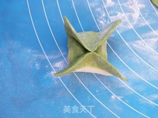 翡翠白菜鲜虾肉包子的做法步骤：7