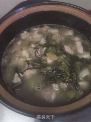 焖番茄酸菜五花肉排骨的做法步骤：4