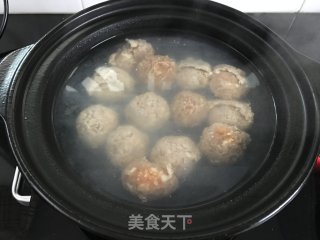 荸荠肉丸汤的做法步骤：8