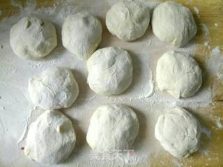 发面豆沙饼的做法步骤：6