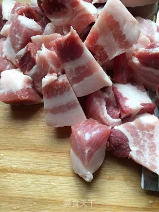家常卤肉饭的做法步骤：1