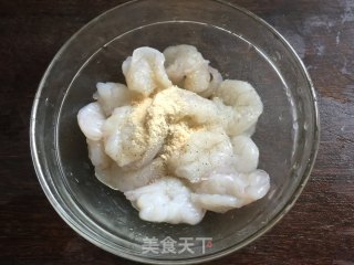 虾仁滑蛋#鸡蛋美食#的做法步骤：3