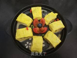 鸡蛋美食：猪肉芹菜蛋卷菜谱的做法步骤：13