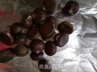砂锅栗子的做法步骤：1