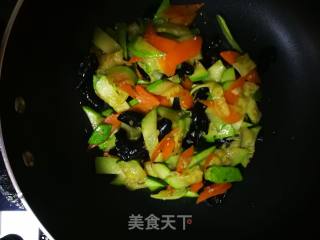 蒜蓉茭瓜的做法步骤：3