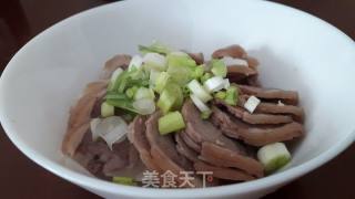 小时候爸爸的蒸肘花的做法步骤：3
