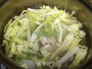 骨头汤面的做法步骤：2