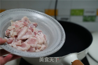 小炒肉的做法步骤：3