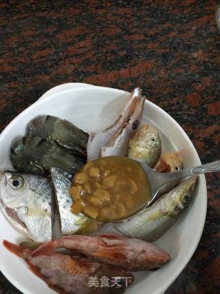杂鱼鼎的做法步骤：2