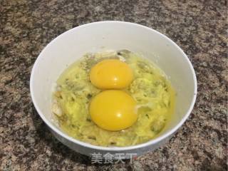 “鸡蛋美食”海蛎煎的做法步骤：3