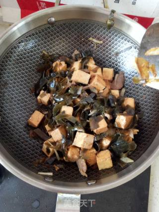 豆腐炖海带的做法步骤：5