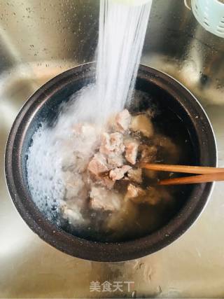 梅干菜炖排骨的做法步骤：5