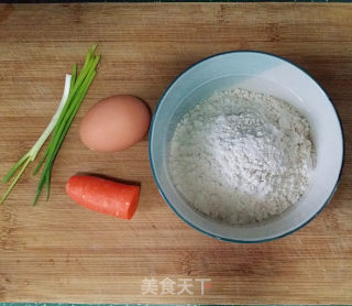 香葱胡萝卜鸡蛋饼的做法步骤：1